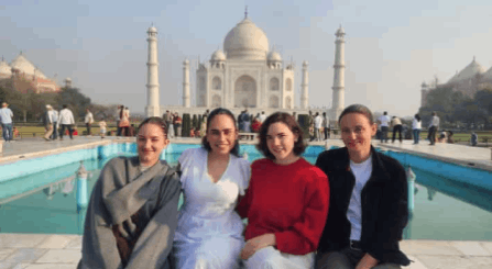 From Delhi: Taj Mahal and Agra Fort Tour Day Tour by Car