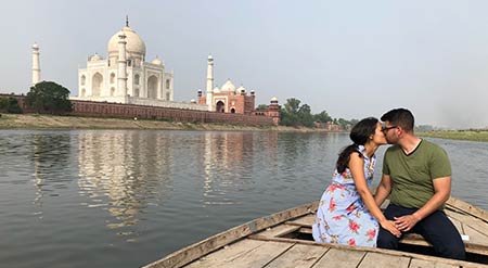 Delhi to Taj Mahal Sunrise and Return: Old Delhi Tour